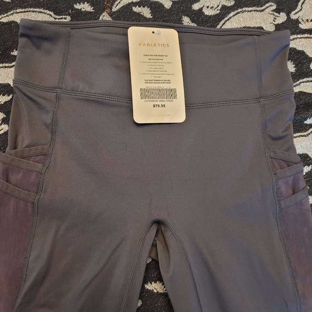 Fabletics cropped gray workout leggings, size small